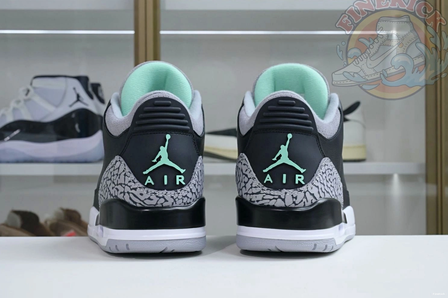 3 Glow Air Green Jordan 0302